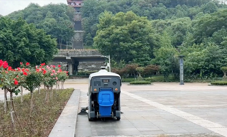 仰致贴边清扫